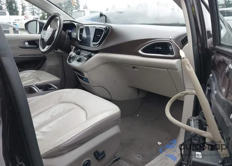 2018 Chrysler Pacifica Touring L из США, поврежденный, VIN 2C4RC1BG8JR312346